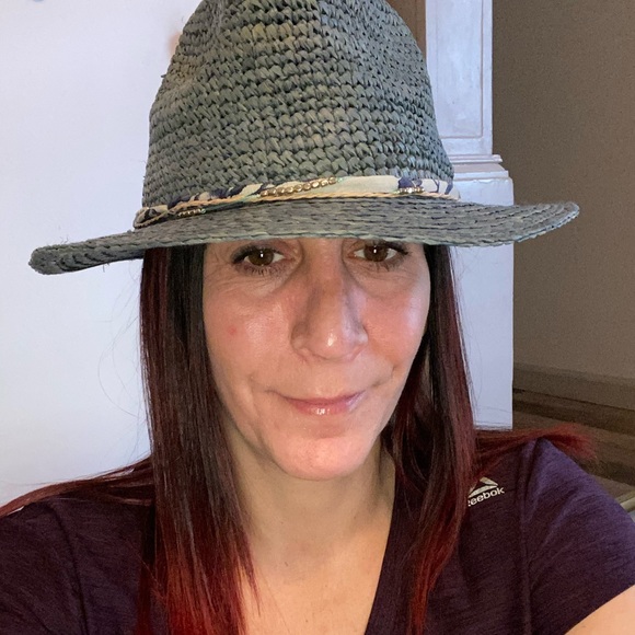 Stylish summer hat - Picture 4 of 4